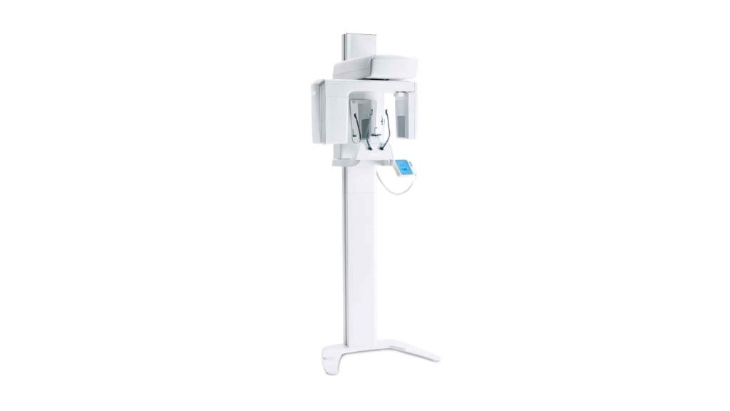 A ortopantomografia 3D utiliza o princípio da tomografia computorizada de feixe cónico ou sistema CBCT que utiliza um feixe de Raios-X em forma de cone para retirar imagens do crânio e dentes.